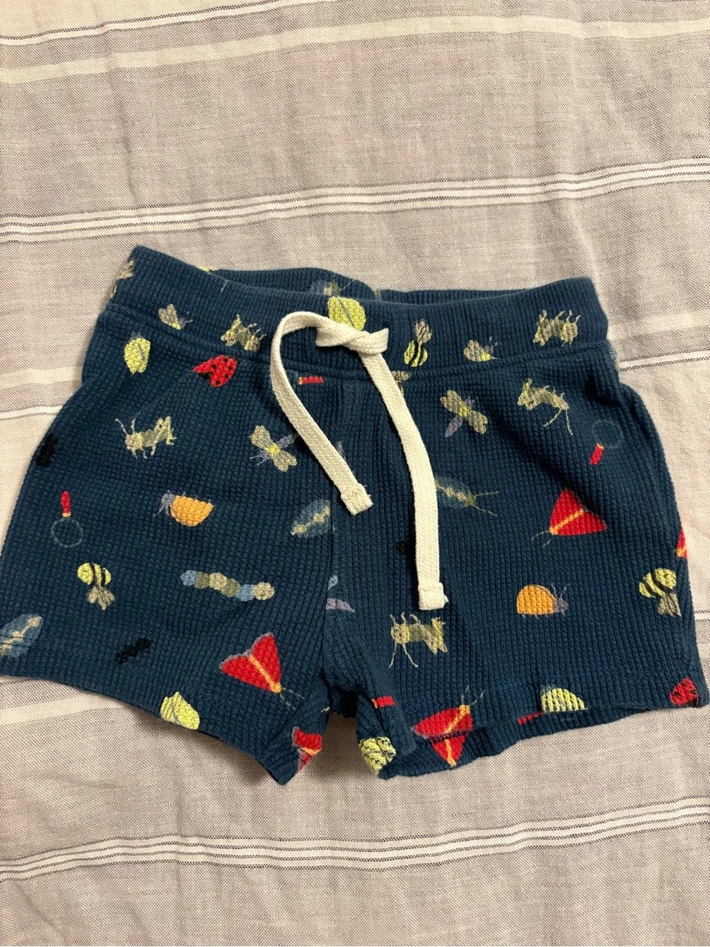Old Navy 3-6M Navy Bug Print Shirt & Shorts Set